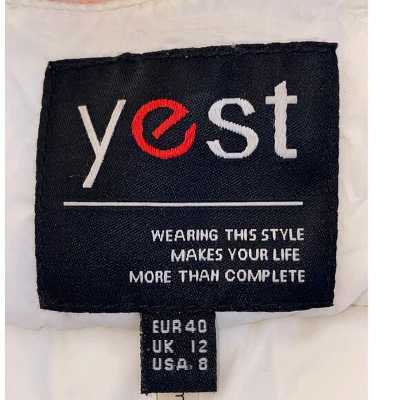 Yest Quilted Floral‎ Pattern Jacket - Women's Size 8 - Warm & Pretty - Picture 6 of 11